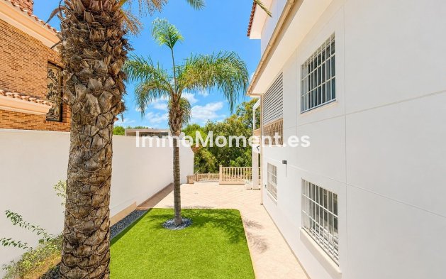 Resale - Detached villa - Orihuela - Campoamor
