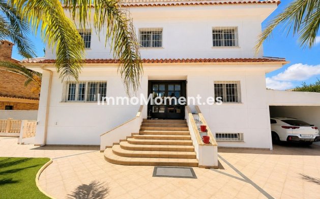 Resale - Detached villa - Orihuela - Campoamor