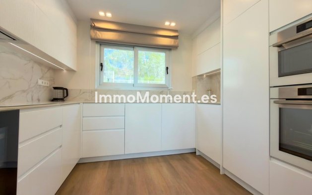 Bestaande woning - Vrijstaande villa - La Nucía - La Nucia Centro