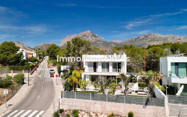 Bestaande woning - Vrijstaande villa - La Nucía - La Nucia Centro
