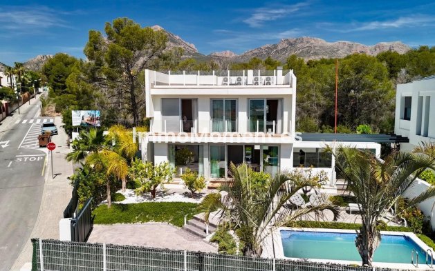 Bestaande woning - Vrijstaande villa - La Nucía - La Nucia Centro