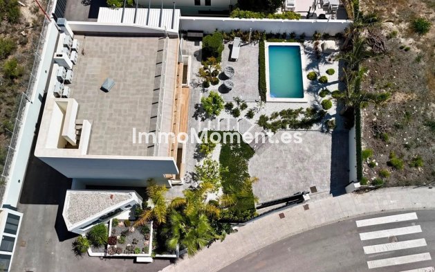 Bestaande woning - Vrijstaande villa - La Nucía - La Nucia Centro