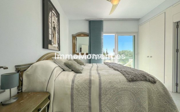 Bestaande woning - Vrijstaande villa - Estepona  - Costalita