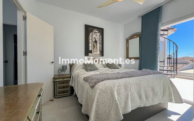 Bestaande woning - Vrijstaande villa - Estepona  - Costalita
