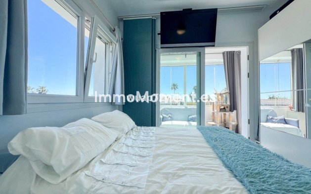 Bestaande woning - Vrijstaande villa - Estepona  - Costalita