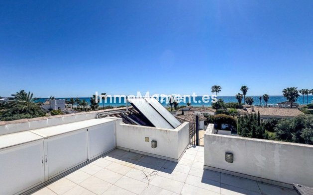 Bestaande woning - Vrijstaande villa - Estepona  - Costalita