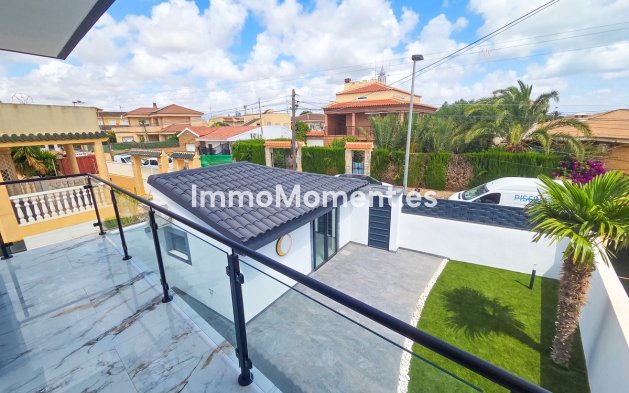 Resale - Townhouse - Cartagena - Los Urrutias