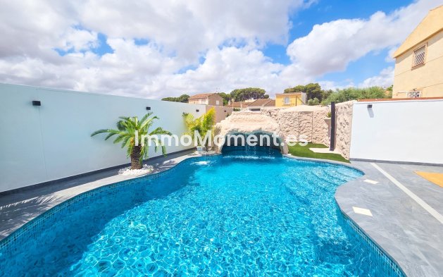 Resale - Townhouse - Cartagena - Los Urrutias