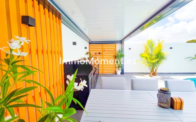 Resale - Townhouse - Cartagena - Los Urrutias