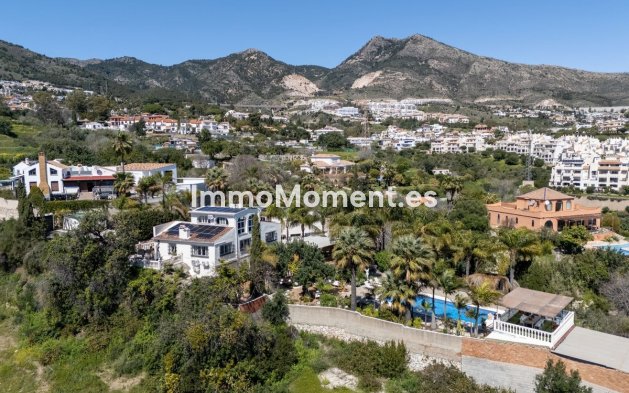Bestaande woning - Vrijstaande villa - Benalmadena - Benalmadena Centro