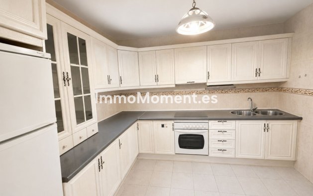 Bestaande woning - Vrijstaande villa - Casares - Casares Centro