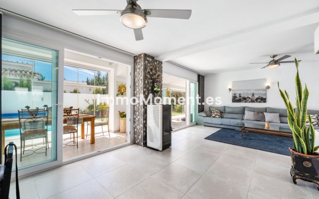 Bestaande woning - Vrijstaande villa - Estepona  - Estepona Centro