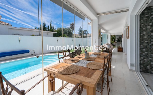 Bestaande woning - Vrijstaande villa - Estepona  - Estepona Centro