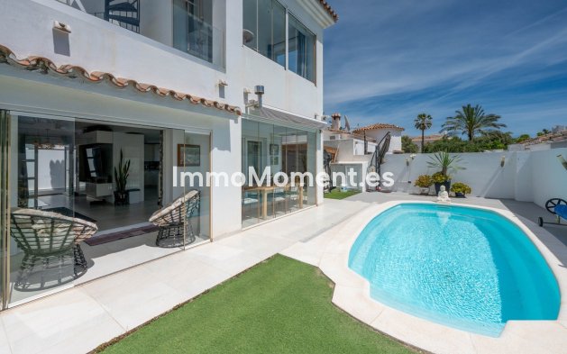 Bestaande woning - Vrijstaande villa - Estepona  - Estepona Centro