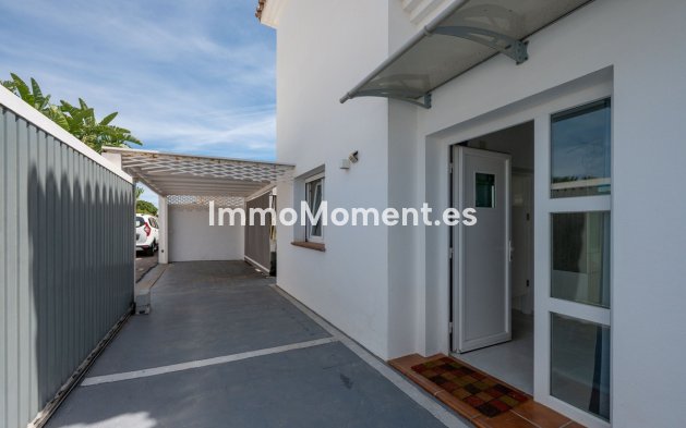 Bestaande woning - Vrijstaande villa - Estepona  - Estepona Centro