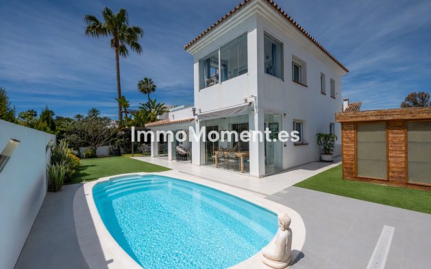 Bestaande woning - Vrijstaande villa - Estepona  - Estepona Centro