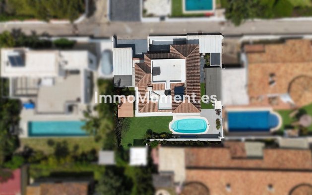 Bestaande woning - Vrijstaande villa - Estepona  - Estepona Centro