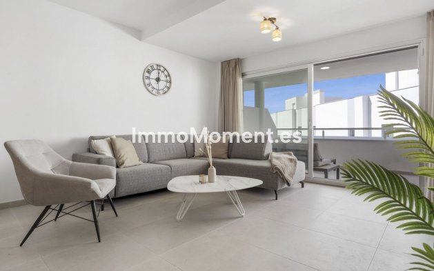 Resale - Apartment - Estepona - Cancelada