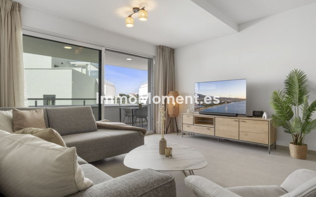 Resale - Apartment - Estepona - Cancelada