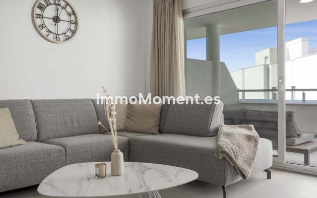 Resale - Apartment - Estepona - Cancelada