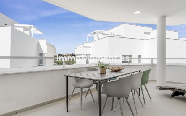 Resale - Apartment - Estepona - Cancelada