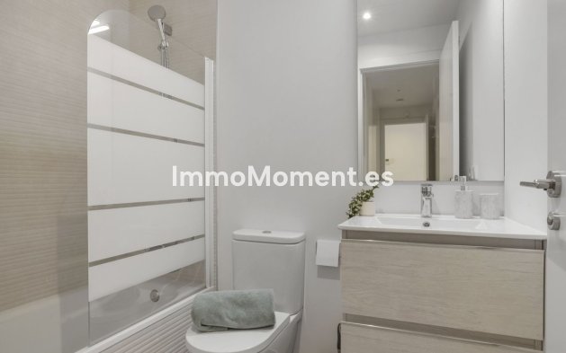 Resale - Apartment - Estepona - Cancelada