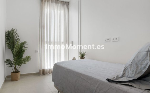 Resale - Apartment - Estepona - Cancelada
