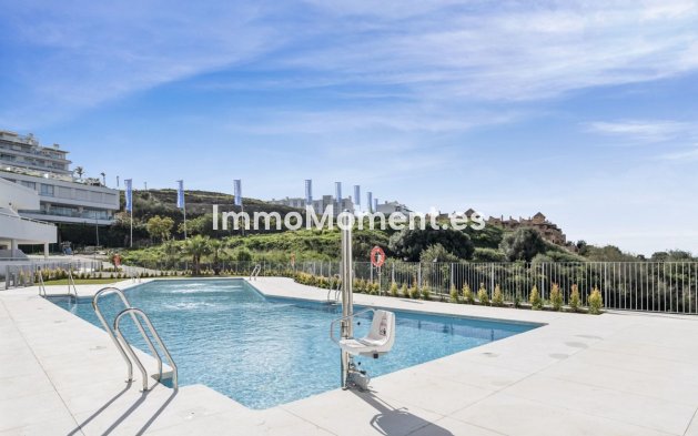 Resale - Apartment - Estepona - Cancelada