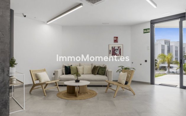 Resale - Apartment - Estepona - Cancelada