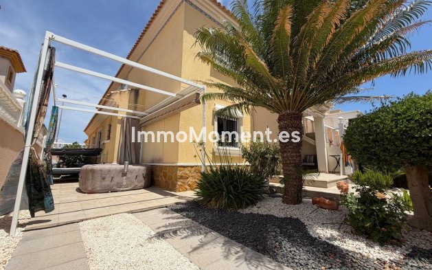 Bestaande woning - Vrijstaande villa - Orihuela - Villamartín