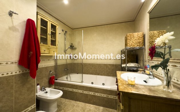 Bestaande woning - Appartement - Estepona  - Estepona Centro