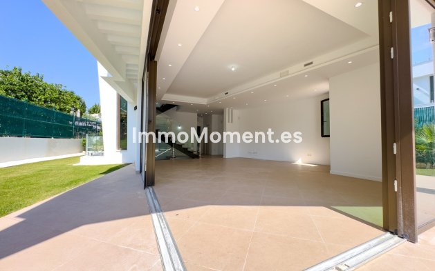 Bestaande woning - Vrijstaande villa - Estepona  - Estepona Centro