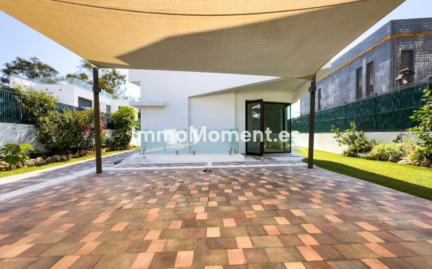 Bestaande woning - Vrijstaande villa - Estepona  - Estepona Centro