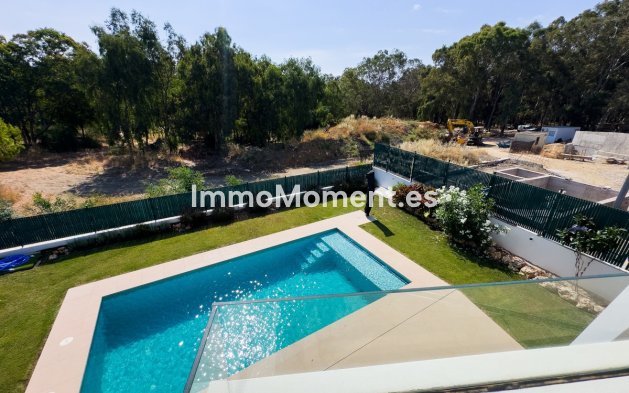 Bestaande woning - Vrijstaande villa - Estepona  - Estepona Centro