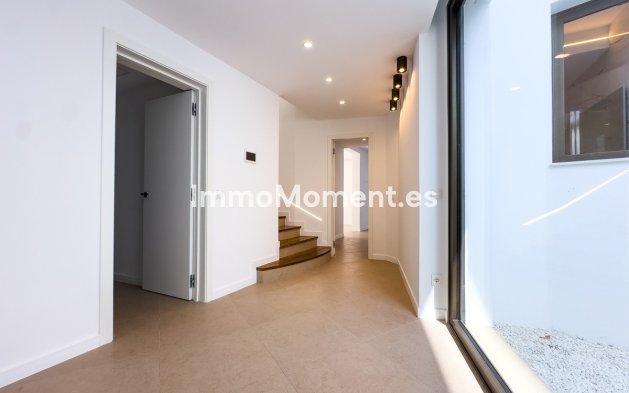 Bestaande woning - Vrijstaande villa - Estepona  - Estepona Centro