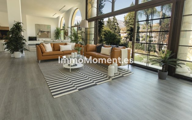 Resale - Detached villa - Marbella - Nueva Andalucía