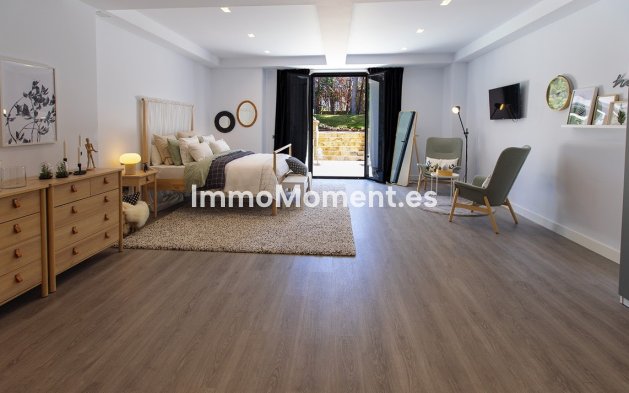 Resale - Detached villa - Marbella - Nueva Andalucía