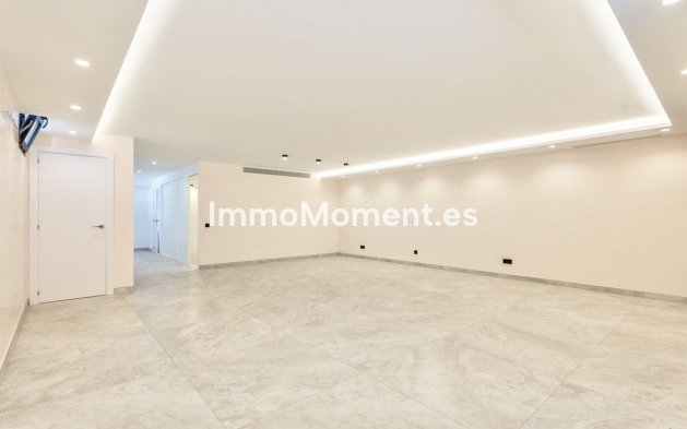 Resale - Detached villa - Mijas - Sierrezuela