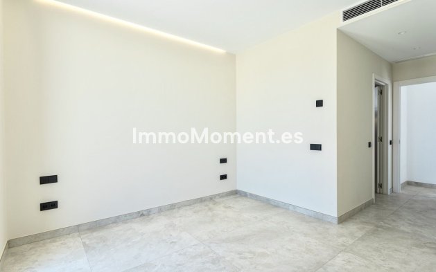 Resale - Detached villa - Mijas - Sierrezuela