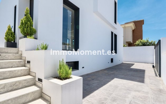 Resale - Detached villa - Mijas - Sierrezuela
