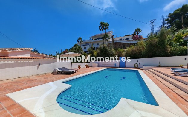 Resale - Detached villa - Benalmadena - Benalmadena Centro