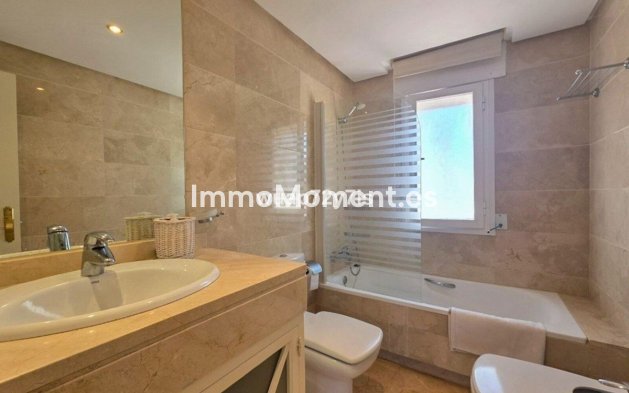 Wiederverkauf - Wohnung - Marbella - Nueva Andalucía