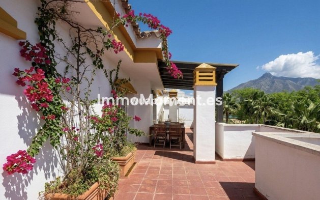 Wiederverkauf - Wohnung - Marbella - Nueva Andalucía