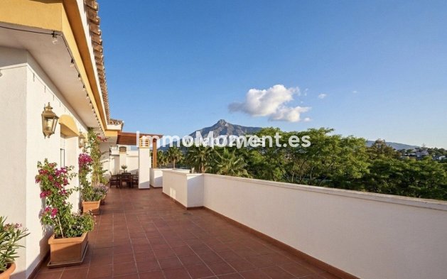 Wiederverkauf - Wohnung - Marbella - Nueva Andalucía