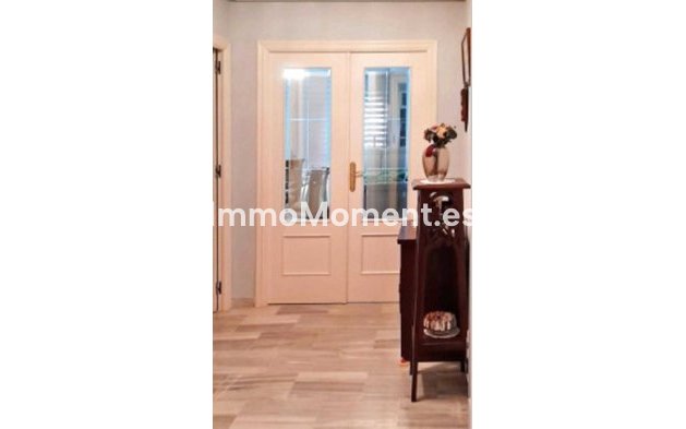 Resale - Apartment - Torremolinos