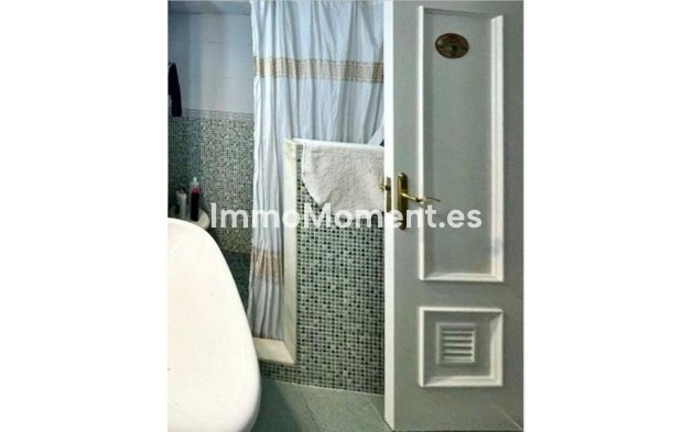 Resale - Apartment - Torremolinos