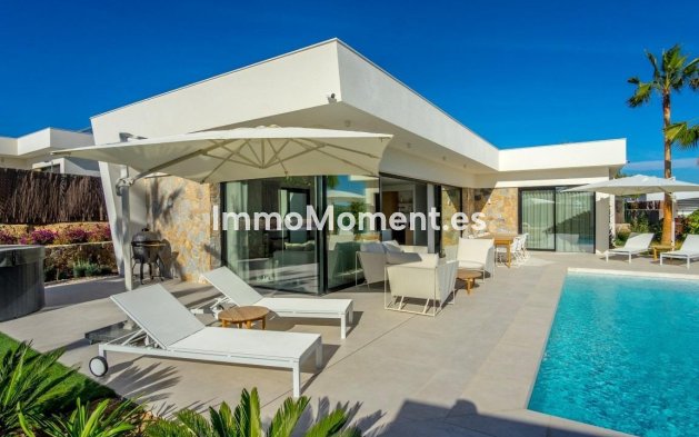 Resale - Detached villa - Orihuela - Las Colinas Golf
