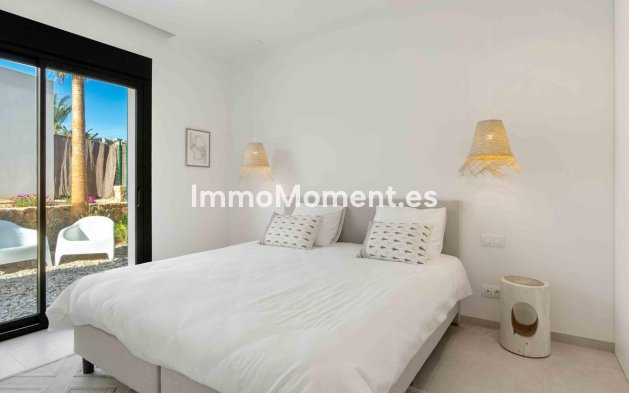 Resale - Detached villa - Orihuela - Las Colinas Golf