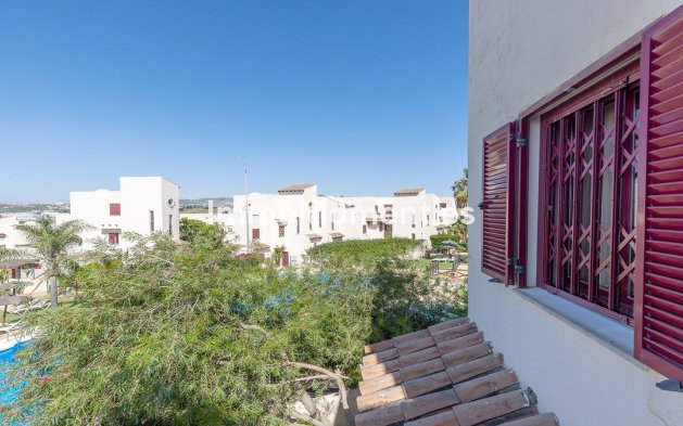 Resale - Apartment - Casares - Casares Centro