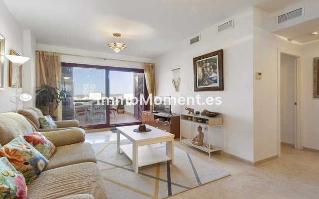 Resale - Apartment - Casares - Casares Centro